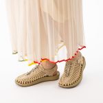 Women's UNEEK Sneaker | Safari/Safari
