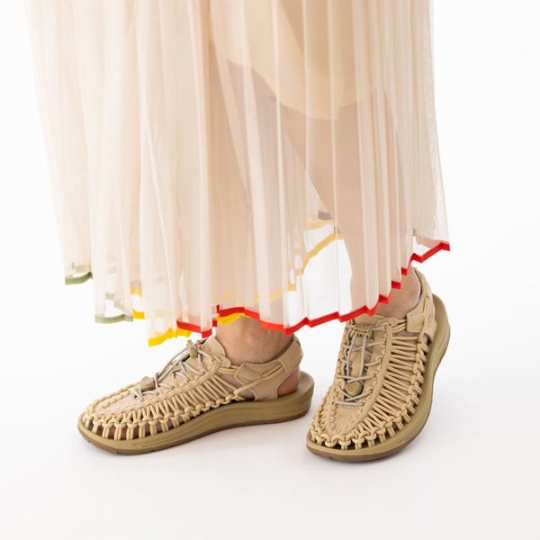 Women's UNEEK Sneaker | Safari/Safari