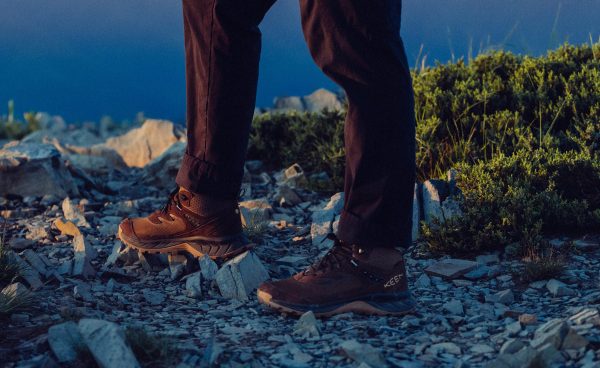 Men's Hightrail Waterproof Hiking Boot | Dark Earth/Oak Buff