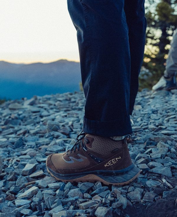 Men's Hightrail Waterproof Hiking Boot | Dark Earth/Oak Buff