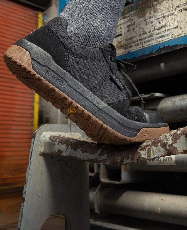 Men's Kenton ESD Work Shoe (Carbon Toe) | Black/Gum
