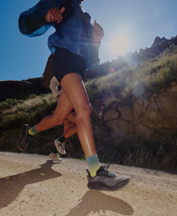 Women's Roam Trail Running Shoe | Huckleberry/Symphonic Sunset