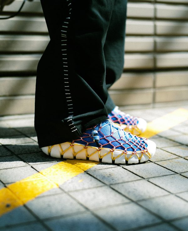 Men's UNEEK 360 Space Available Sneaker | Azure Blue/Star White