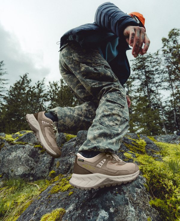 Men's Hightrail Vented Hiking Shoe  |  Martini Olive/Black
