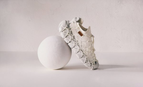 Women's UNEEK 360 Sneaker | Atmosphere Birch