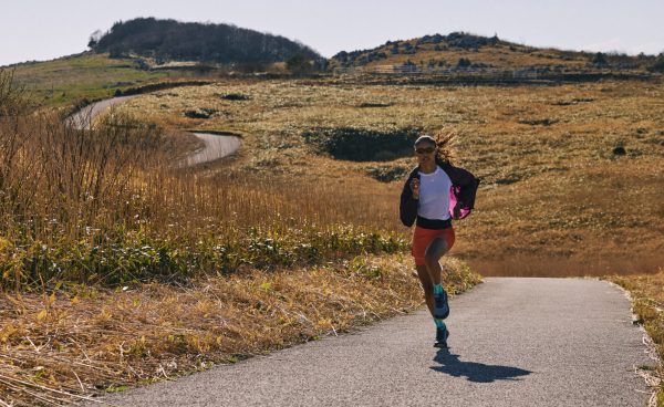 Women's Roam Waterproof Trail Running Shoe  |  Huckleberry/Ballad Blue