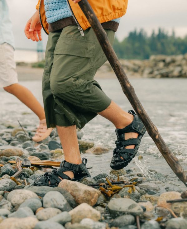 Big Kids' Seacamp II CNX  |  Black/Grey