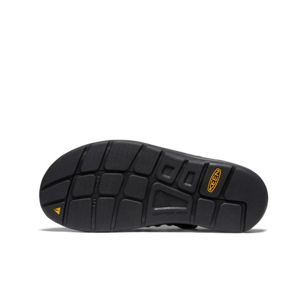 Women's UNEEK Sneaker  |  Black/Black